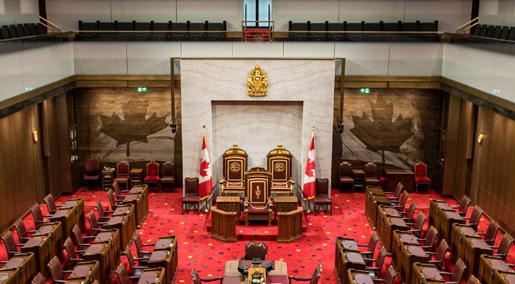THRONE SPEECH & DI CƯ CANADA